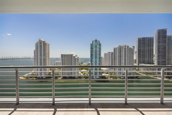 335 S Biscayne Blvd #2805 Miami, FL 33131