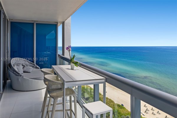 6899 Collins Ave #1602 Miami Beach, FL 33141