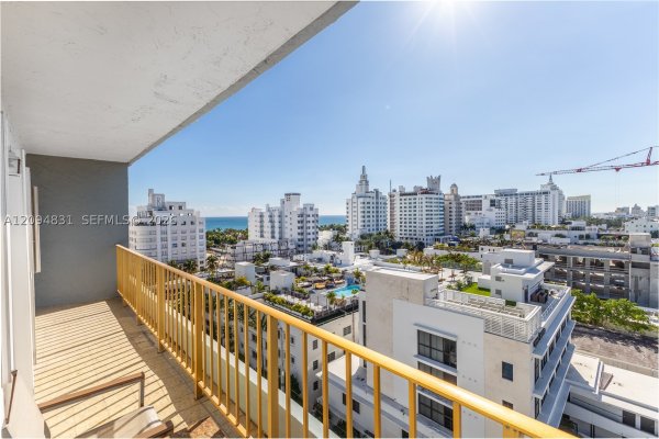 245 18th St #1103 Miami Beach, FL 33139