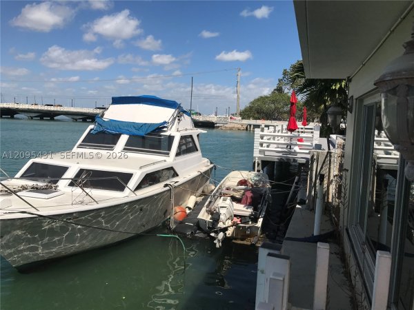 1441 Lincoln Rd #216 Miami Beach, FL 33139