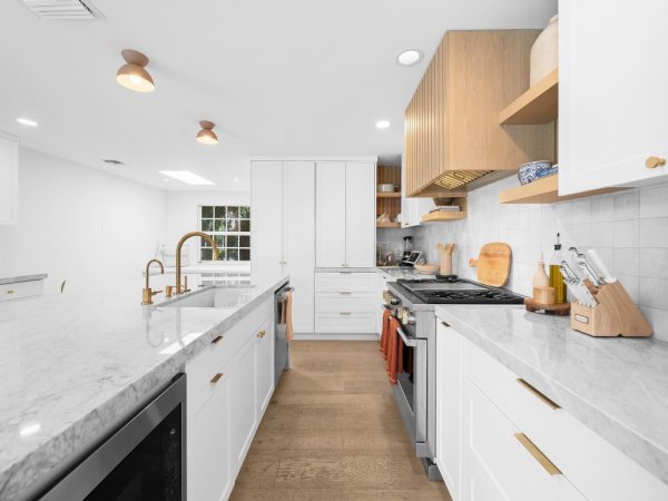 44 Fort Royal Is Fort Lauderdale, FL 33308