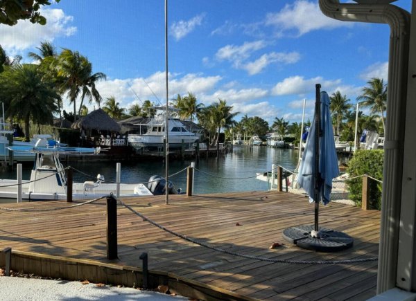 954 Marlin Cir Jupiter, FL 33458