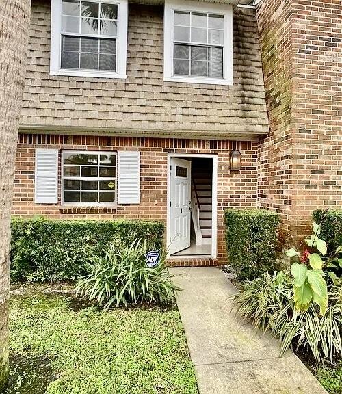 413 N Cypress #4 Tequesta, FL 33469