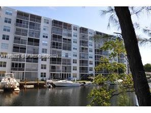 3660 NE 166th St #611 North Miami Beach, FL 33160