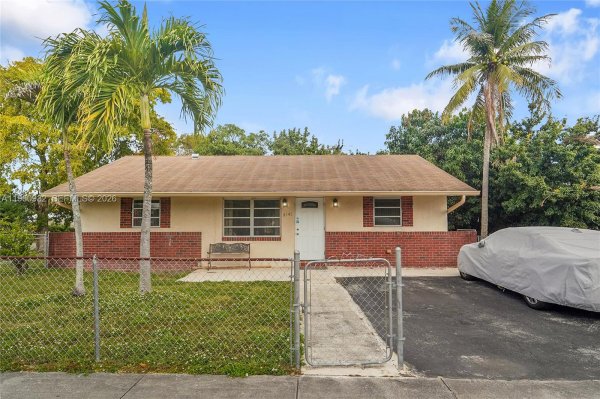 6141 Funston St Hollywood, FL 33023