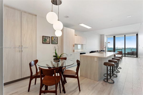 480 NE 31st St #2804 Miami, FL 33137