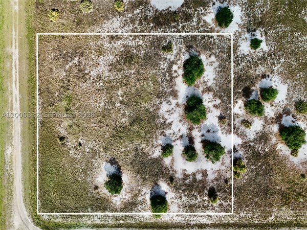 16734 NW 242nd Okeechobee, FL 34972