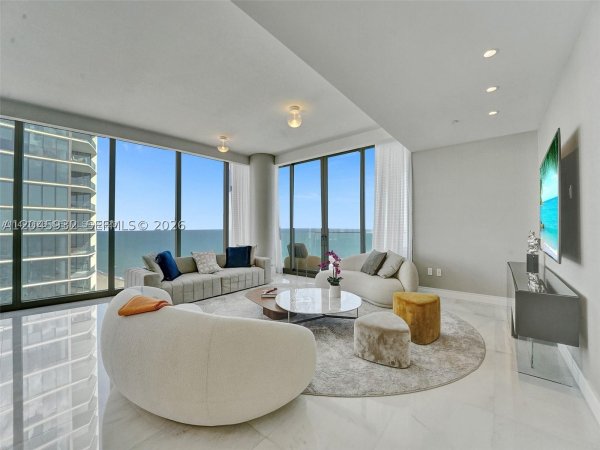 17901 Collins Ave #2301 Sunny Isles Beach, FL 33067