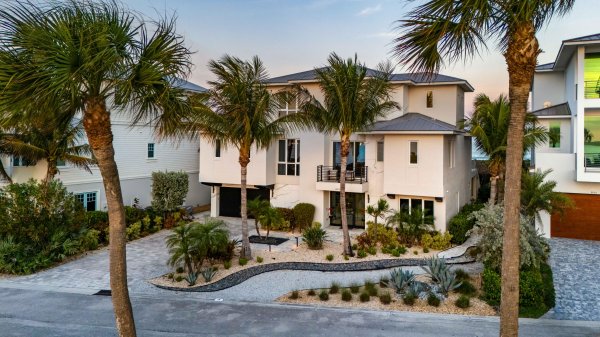 8020 S Ocean Jensen Beach, FL 34957