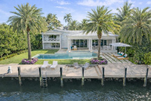 1605 SE 9th Fort Lauderdale, FL 33316