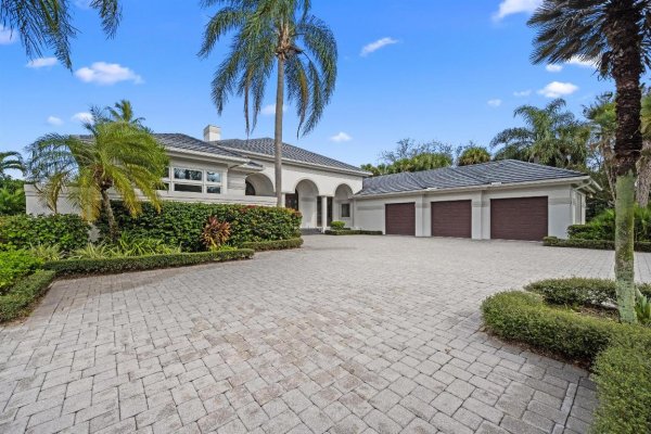 224 Locha Jupiter, FL 33458