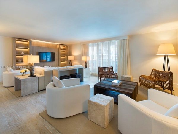 102 24th St #1540 Miami Beach, FL 33139