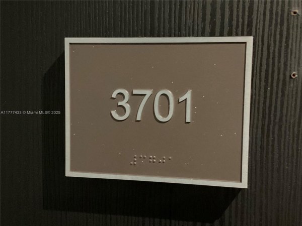 1850 S Ocean Dr #3701 Hallandale Beach, FL 33009