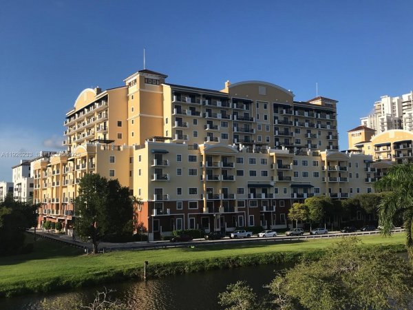 8395 SW 73rd Ave #314 Miami, FL 33143