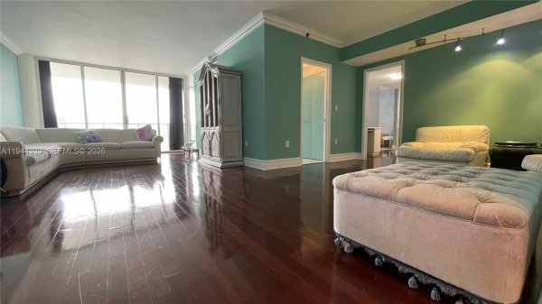 4000 Island Blvd #1105 Aventura, FL 33160