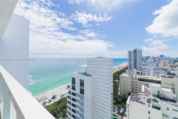 4391 Collins Ave #1914 Miami Beach, FL 33140