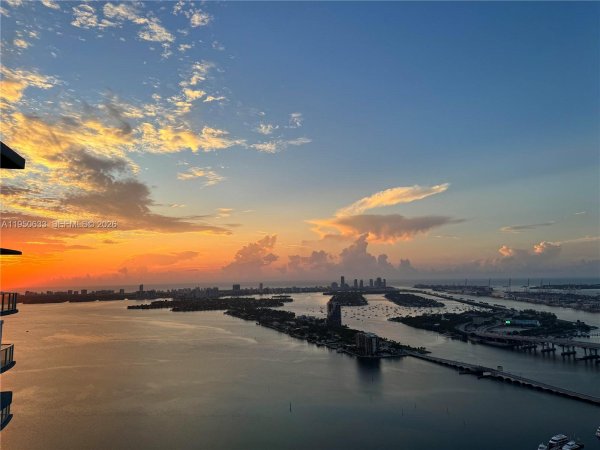 1900 N Bayshore Dr #5103 Miami, FL 33132