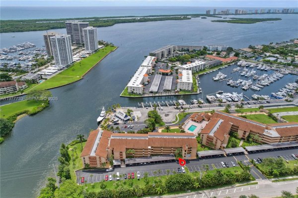 1036 Us Hwy 1 #116 North Palm Beach, FL 33408