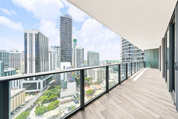 801 S Miami Ave #2502 Miami, FL 33130