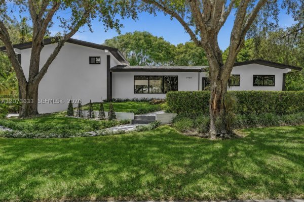7920 SW 132nd St Pinecrest, FL 33156