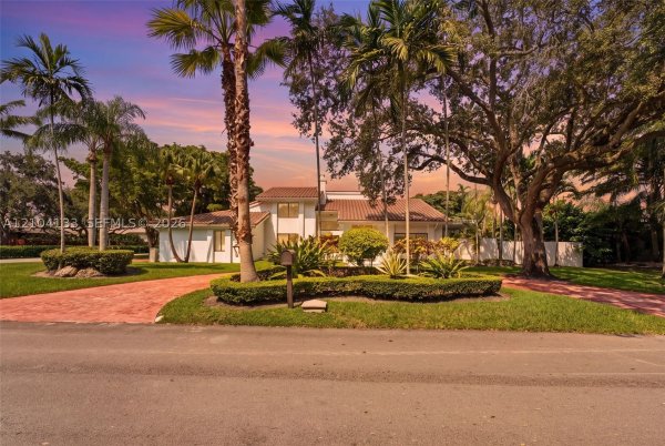 9361 SW 103rd St Miami, FL 33176