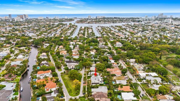 1004 SE 11th Fort Lauderdale, FL 33316