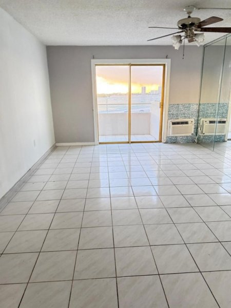 7904 West #409 North Bay Village, FL 33141