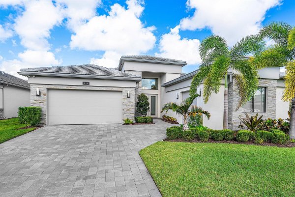 11116 Glen Orchard Ln Boynton Beach, FL 33473