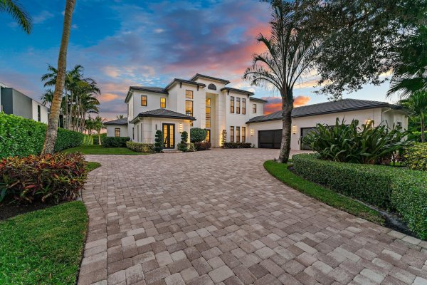 5730 Holly Jupiter, FL 33458