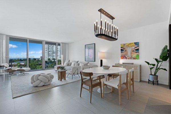 1 Collins Ave #605 Miami Beach, FL 33139
