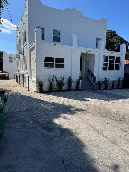 4028 SW 11th St Miami, FL 33134