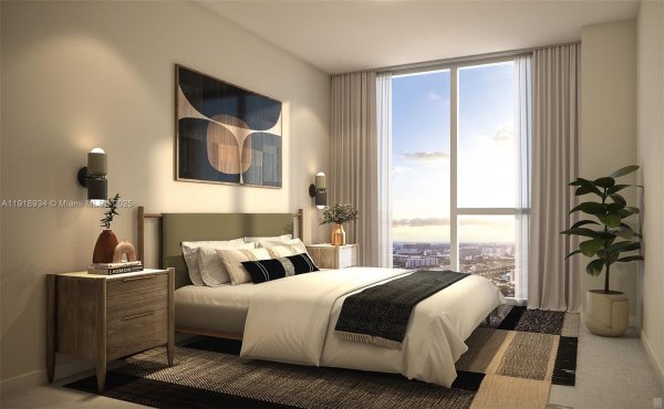 11 NE 6th St #2206 Miami, FL 33132