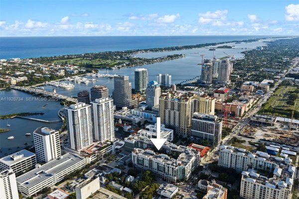 600 S Dixie Hwy #237 West Palm Beach, FL 33401