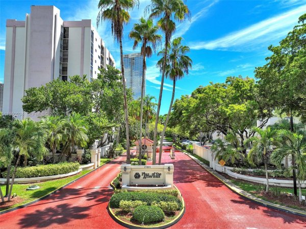 17021 N Bay Rd #216 Sunny Isles Beach, FL 33160