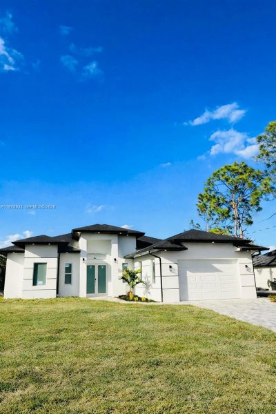 3310 39th Lehigh Acres, FL 33976