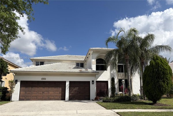 12513 NW 18th Mnr Pembroke Pines, FL 33028