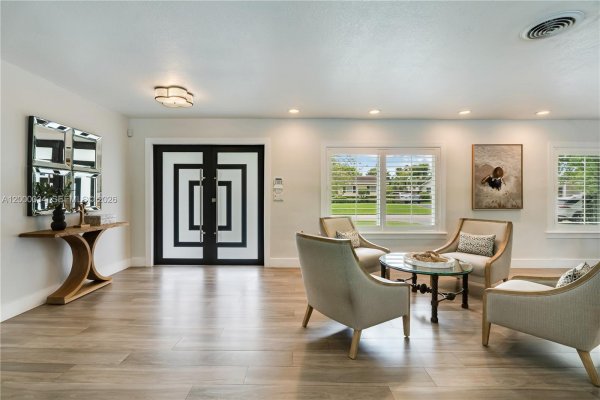 9511 SW 93rd St Miami, FL 33176