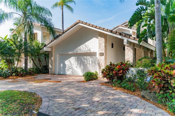 1231 Campo Sano Ave Coral Gables, FL 33146