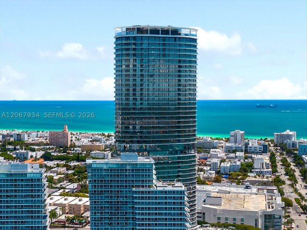 520 West Ave #2101 Miami Beach, FL 33139
