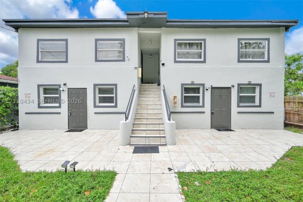 414 NW 53rd St Miami, FL 33127