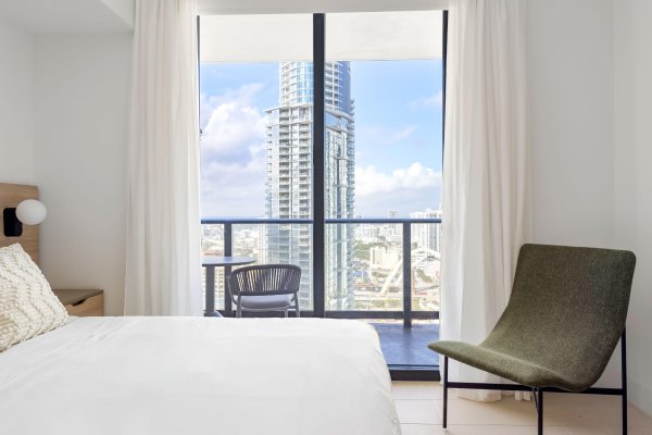 601 NE 1st Ave #3401 Miami, FL 33132
