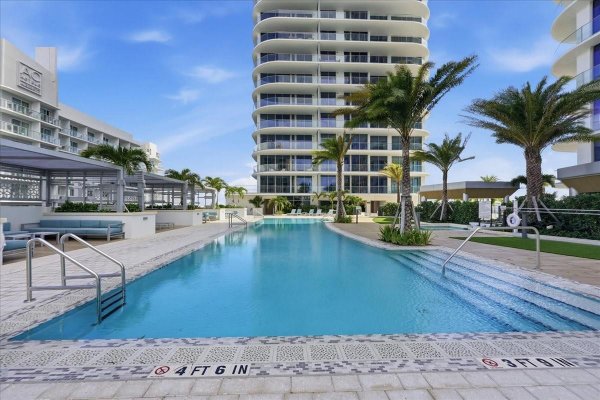 153 N Seabreeze #S-502 Fort Lauderdale, FL 33304