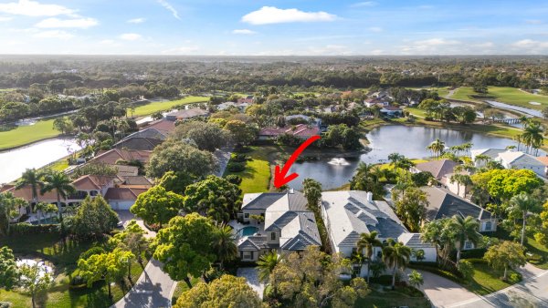 176 Golf Vlg Jupiter, FL 33458