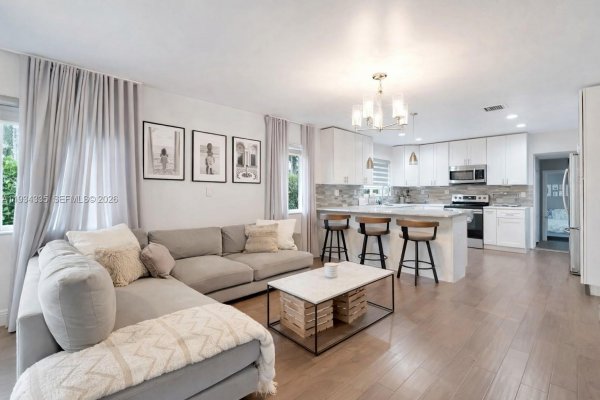 101 NE 104th St Miami Shores, FL 33138