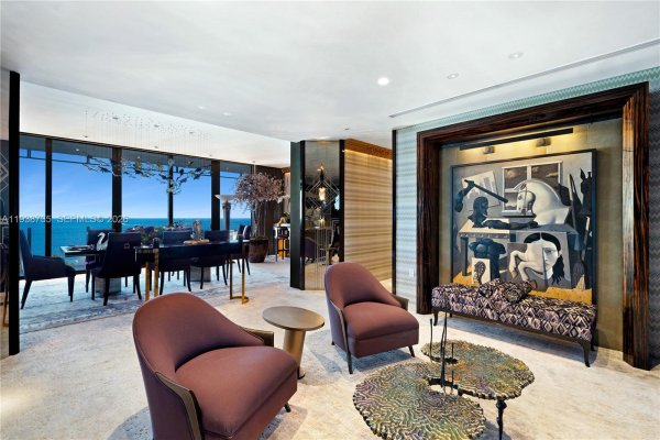 120 Ocean Dr #1400 Miami Beach, FL 33139