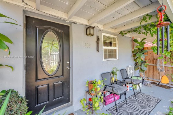 508 NW 16th St Fort Lauderdale, FL 33311