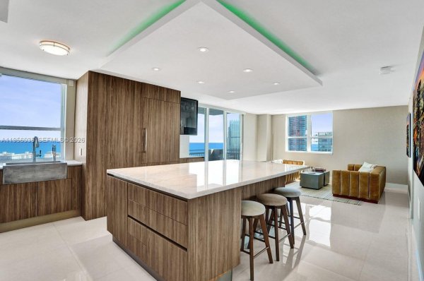 90 Alton Rd #2701 Miami Beach, FL 33139