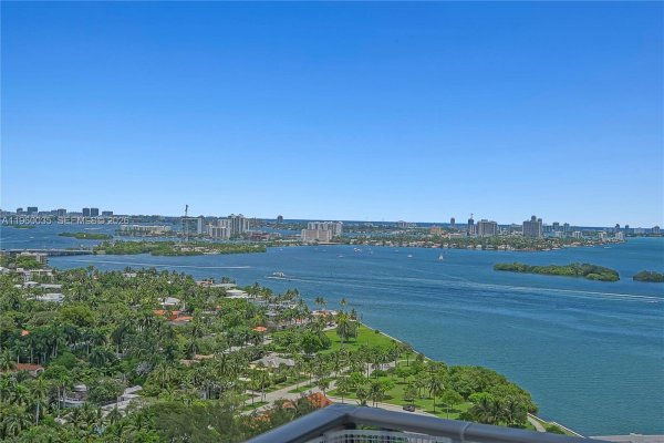 780 NE 69th St #2506 Miami, FL 33138