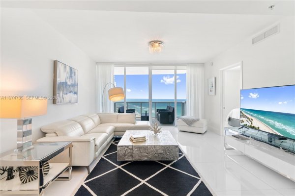 18201 Collins Ave #1804 Sunny Isles Beach, FL 33160