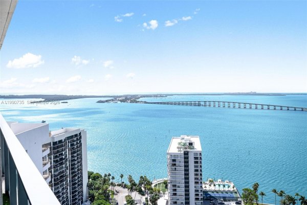 1451 Brickell Ave #2704 Miami, FL 33131